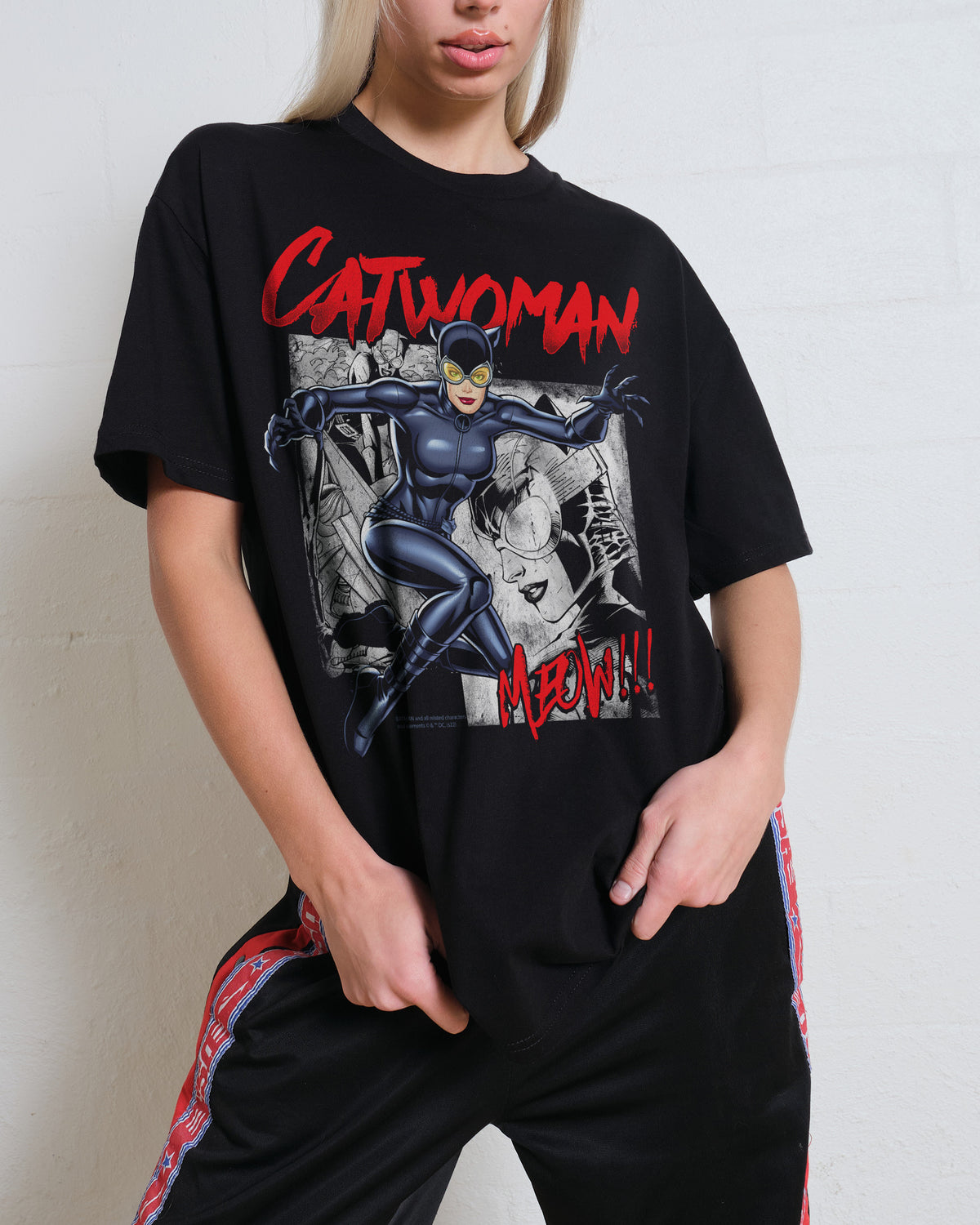 Catwoman T-Shirt | Official DC Merch