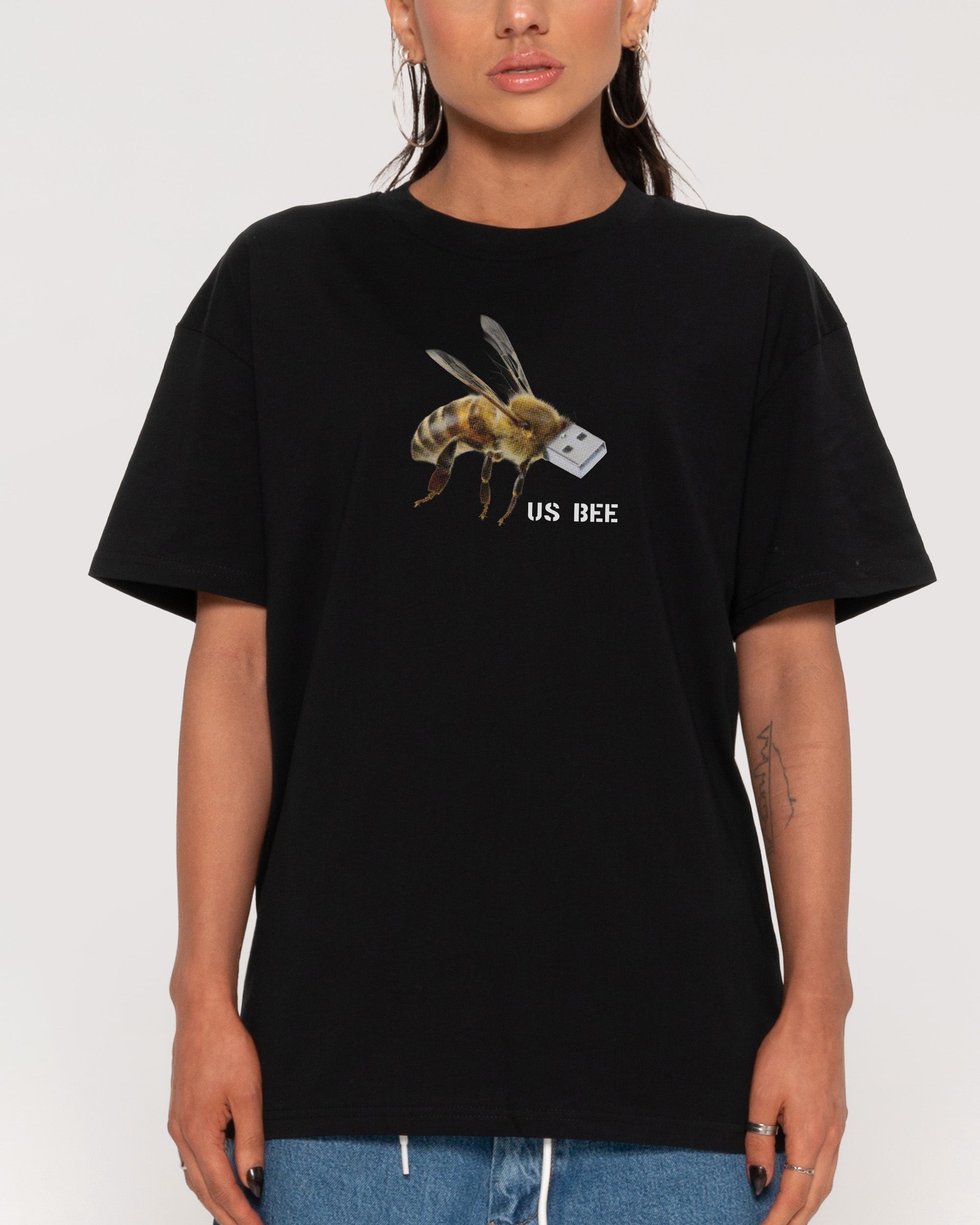 US BEE T-Shirt
