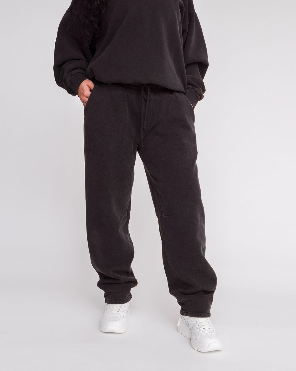 Heavyweight Cuffless Joggers #colour_henna