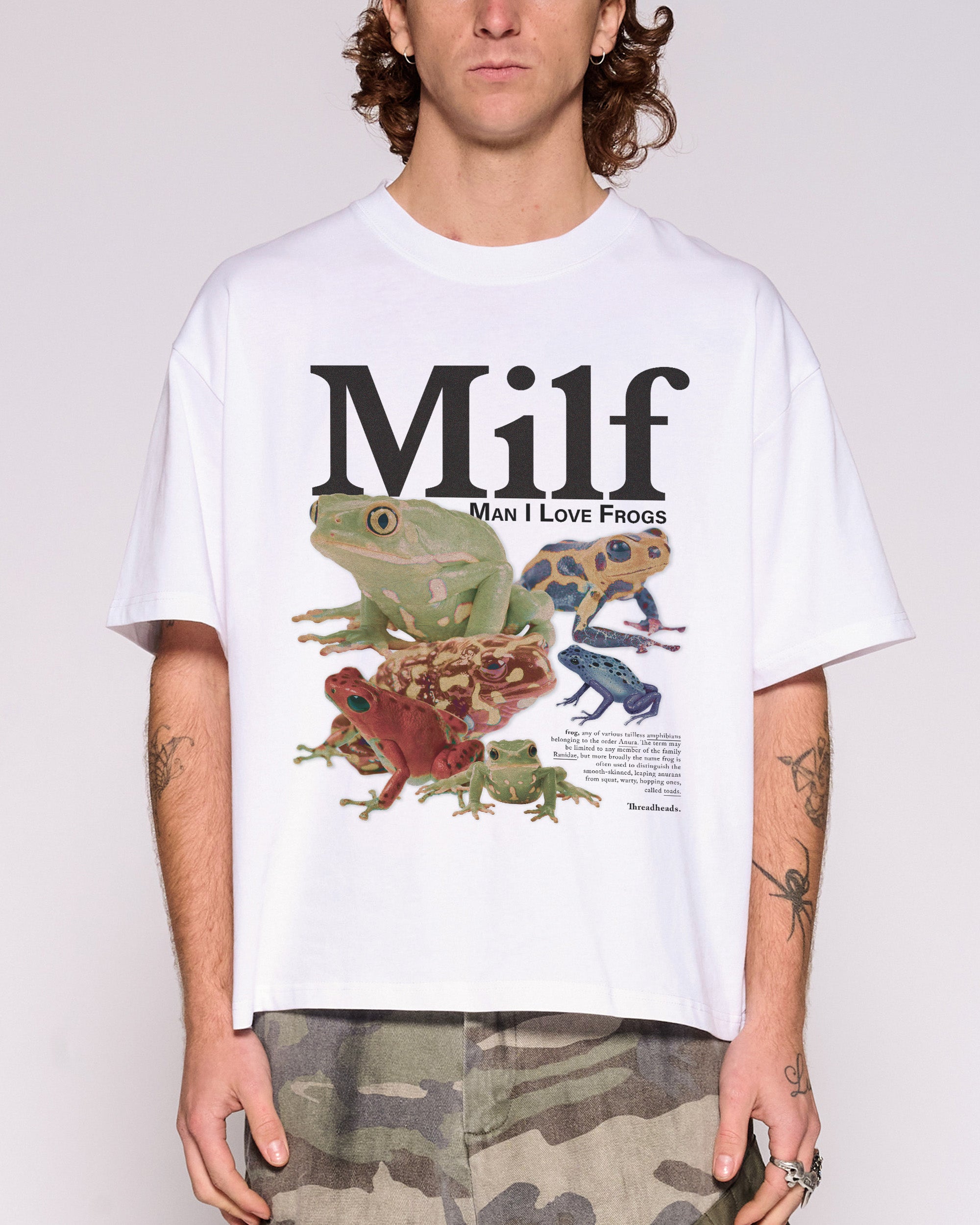 Man I Love Frogs Oversized Crop Tee