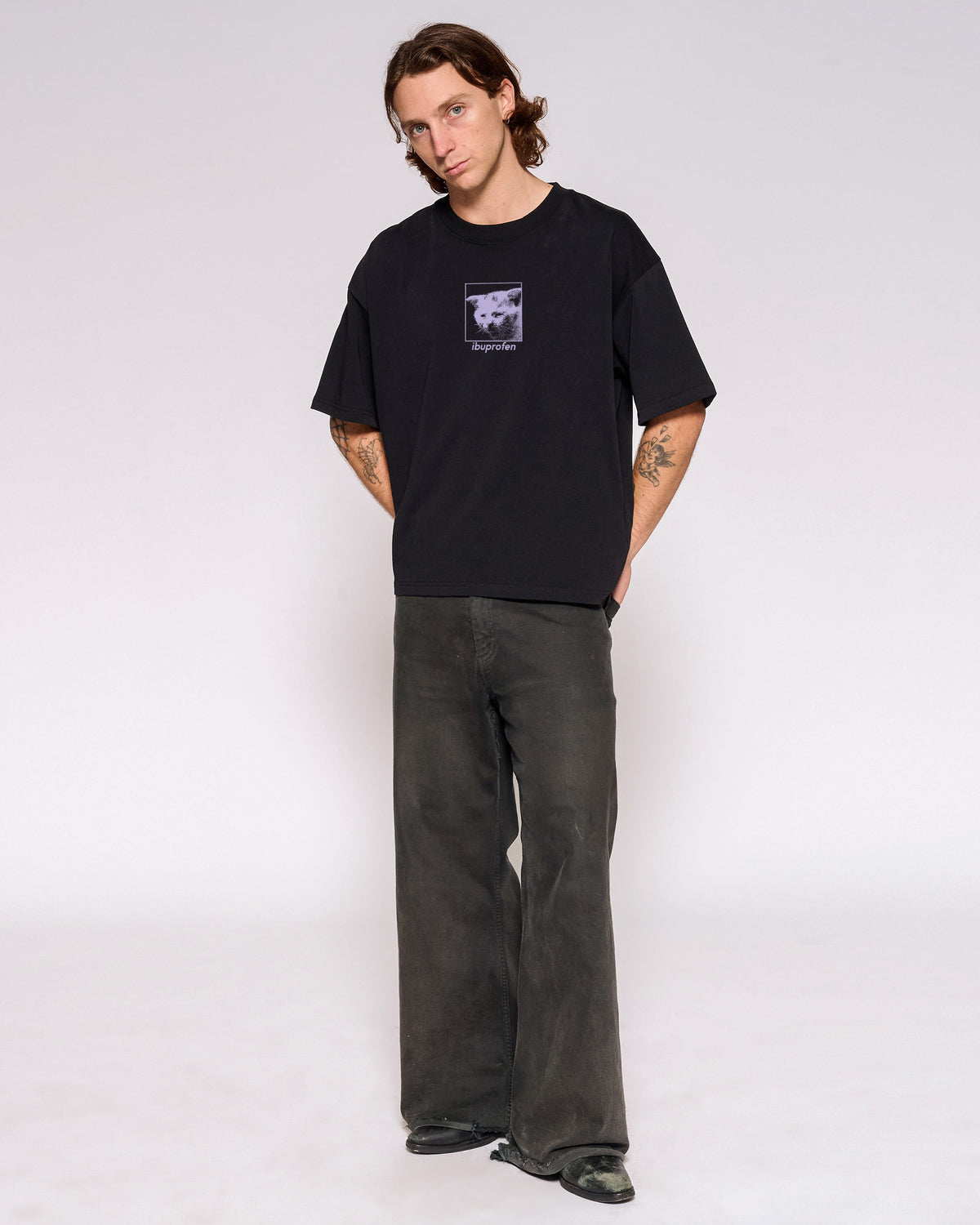 Ibuprofen Black Oversized Crop Tee Full-Body