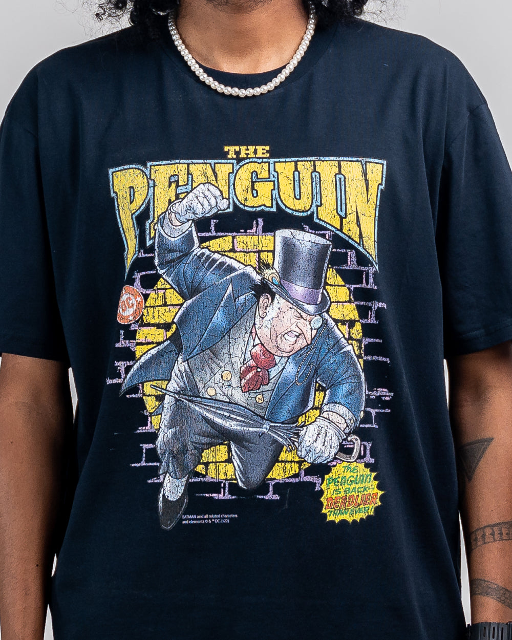 Threaded Penguin The Penguin T-Shirt | Official DC Merch